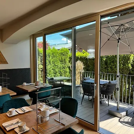 Comfort Garni Gitti 酒店 3*