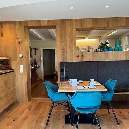 Comfort Garni Gitti 酒店 滨湖采尔