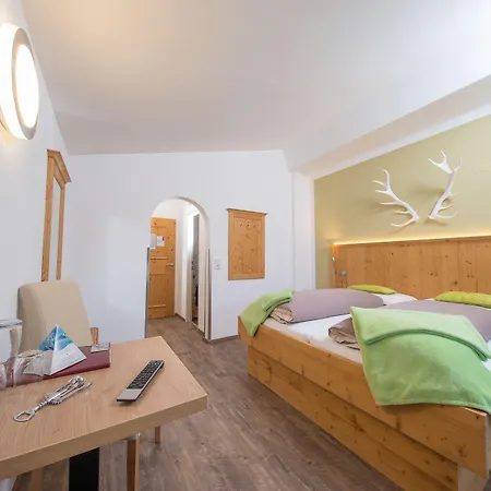 Comfort Garni Gitti 酒店 滨湖采尔