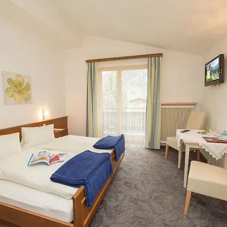 Hotel Garni Landhaus Gitti, Summercard And Free Parking Szálloda Zell am See