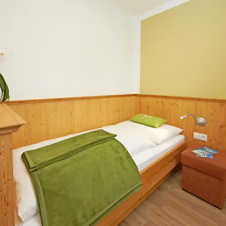 فندق Comfort Garni Gitti 3*