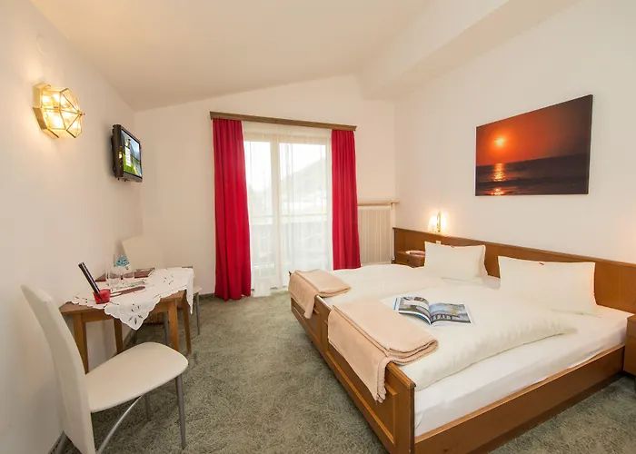Ξενοδοχείο Comfort Garni Gitti 3*